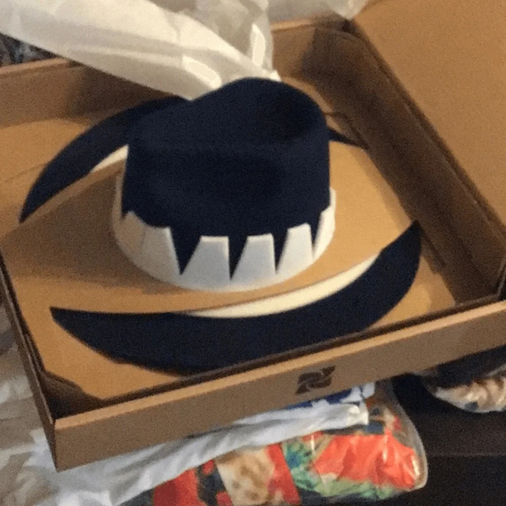 JUST IN NEW Rare LOC Nash Midnight Blue high hat